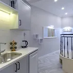 Apartmán The Olive House - Center - Free Parking *